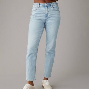 American Eagle Light Blue Mom Jeans